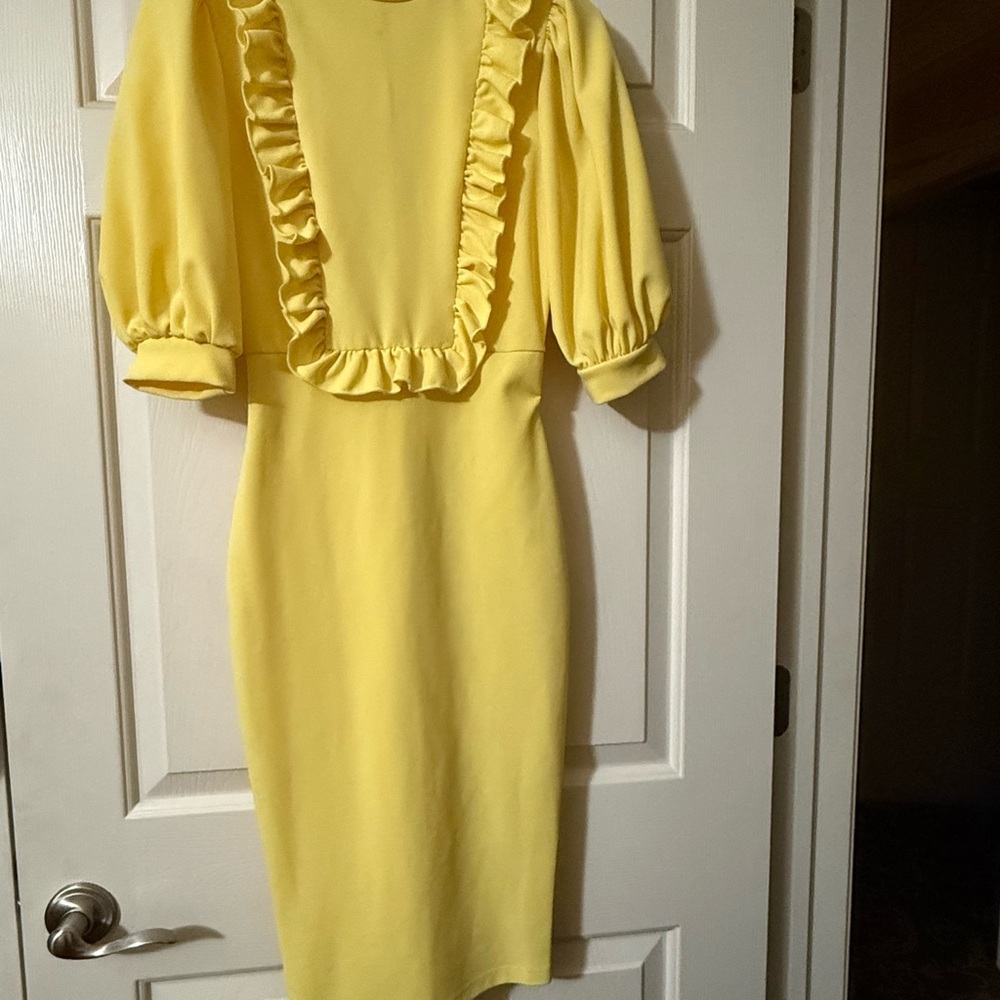 Chic Yellow Ruffle Long Sleeve Dress